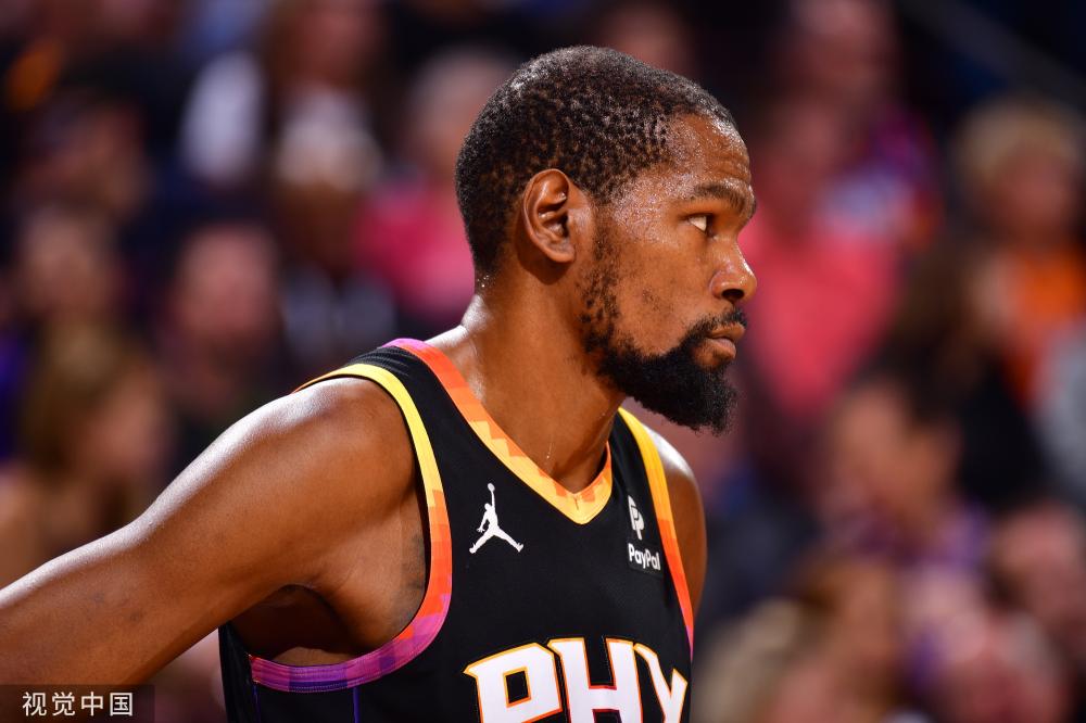 队在激烈对 队在激烈对