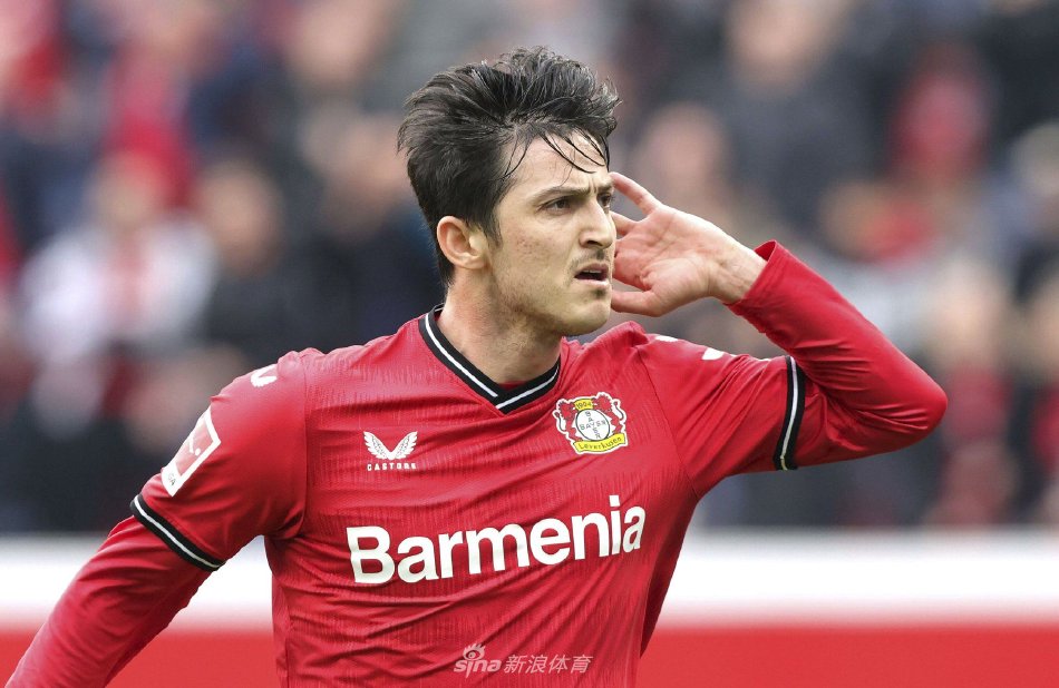 让他一步步 让他一步步