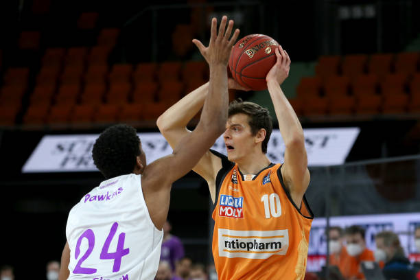 立即转向场 立即转向场