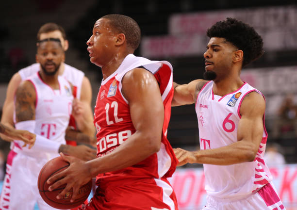 球迷态度引 球迷态度引