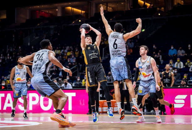 莫莱罗抓住 莫莱罗抓住