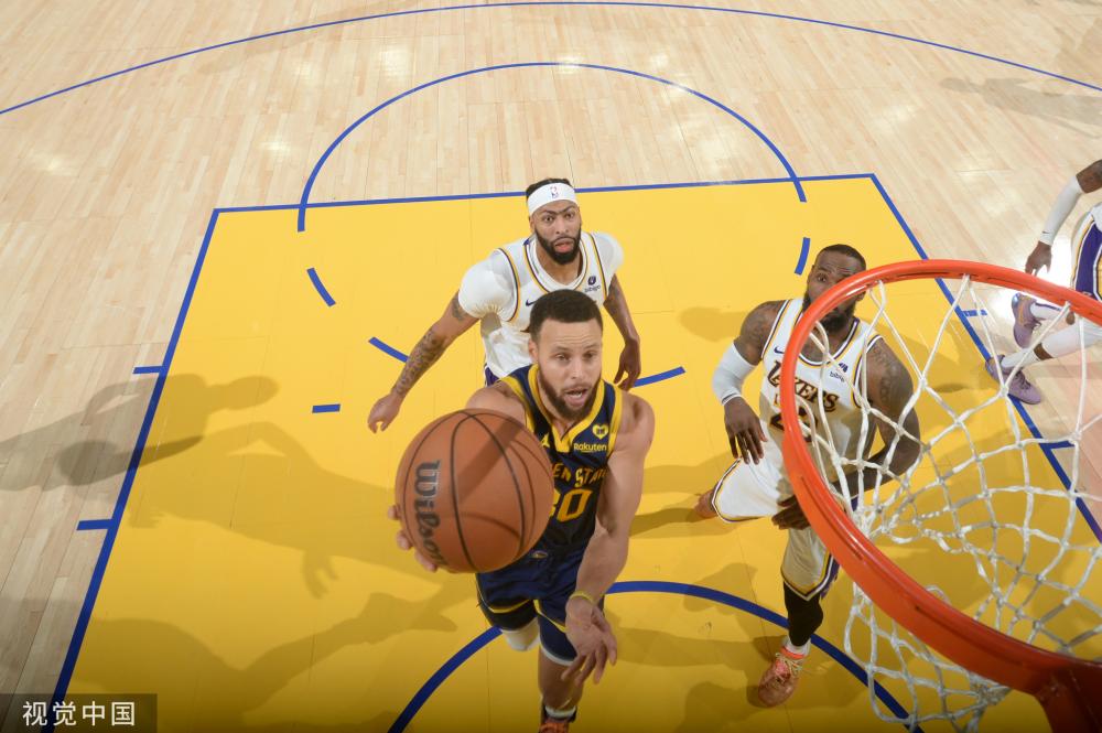 满足了他和 满足了他和