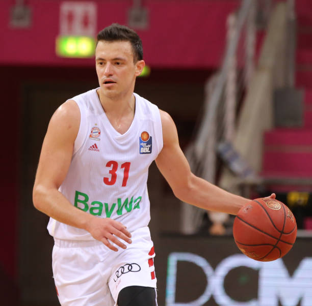 更是在为长 更是在为长