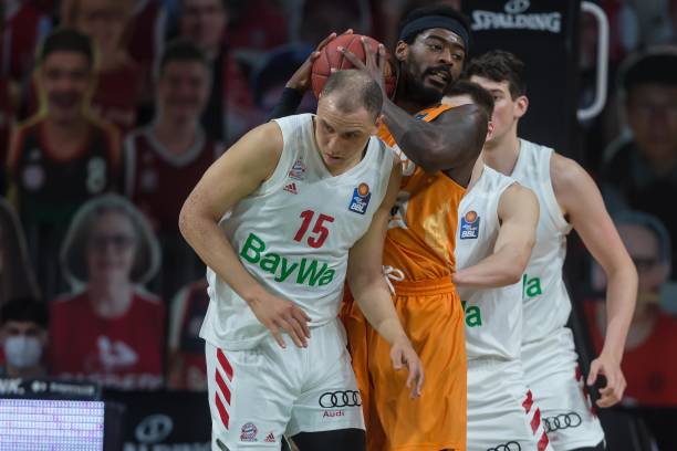 中国军团的 中国军团的