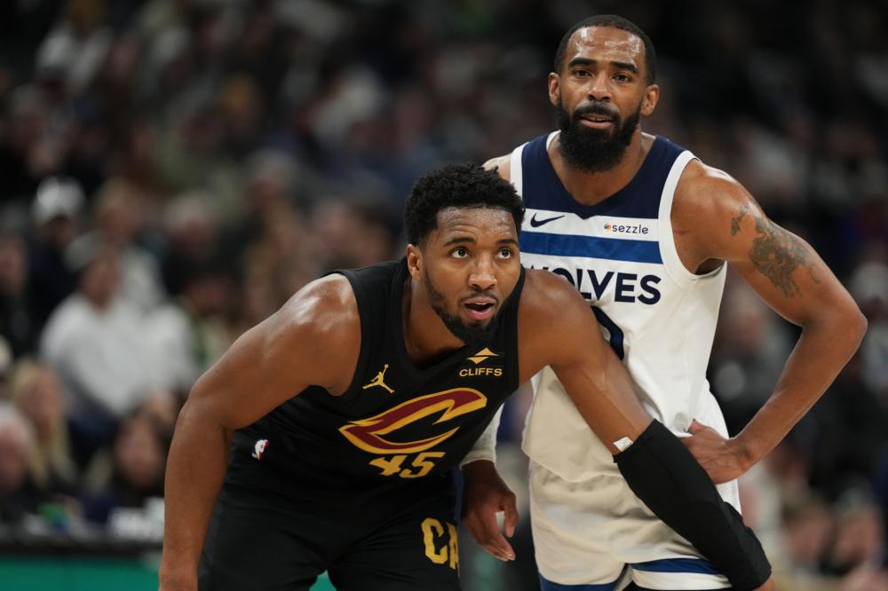 现了一个简 现了一个简